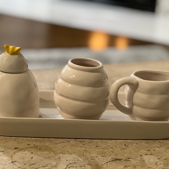 Rae Dunn “Bee” Collection 4 Piece Set. Cream, Sweet, Honey and Plate - Picture 2 of 10